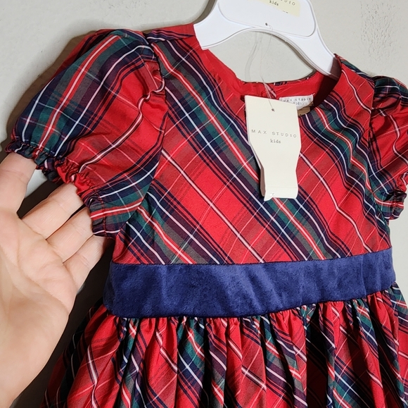 NWT Max Studio Kids Red Christmas Plaid Sateen Dress Velevt Bow Size 6 - Picture 12 of 12